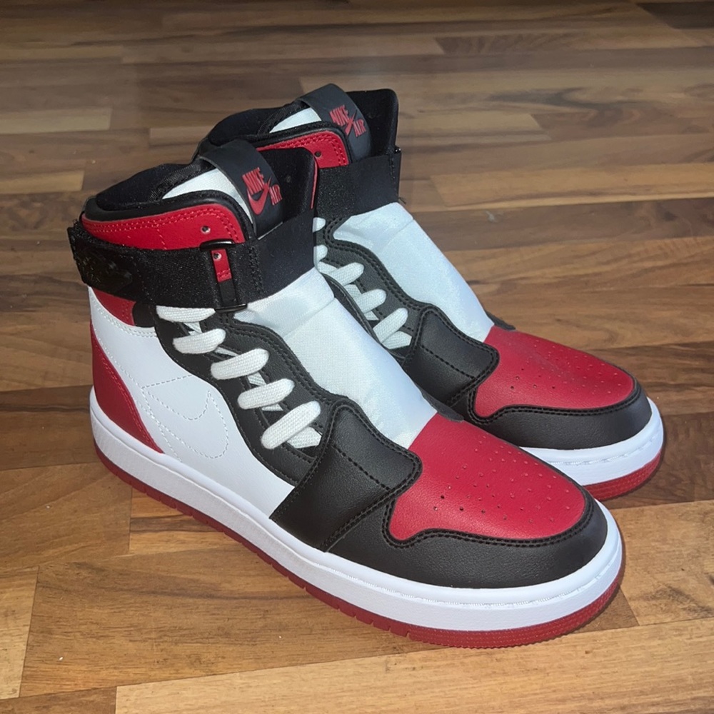 New Nike Air Jordan 1 Nova XX Bred Toe